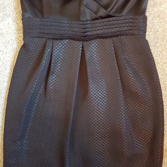 BCBG Size 6 Black Strapless Dress - Picture 4 of 8